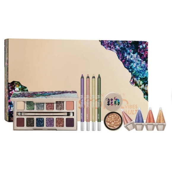 Urban Decay Other - Urban Decay Stoned Vault